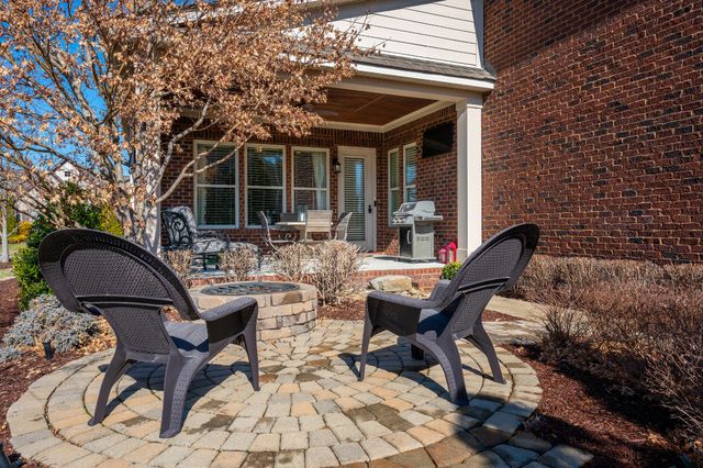 1655 Noah Ln, Gallatin, TN 37066