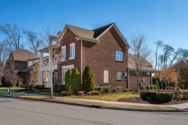 1655 Noah Ln, Gallatin, TN 37066