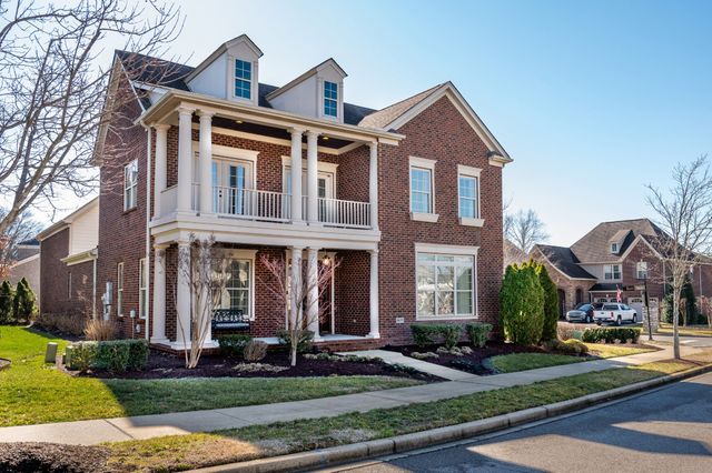 1655 Noah Ln, Gallatin, TN 37066