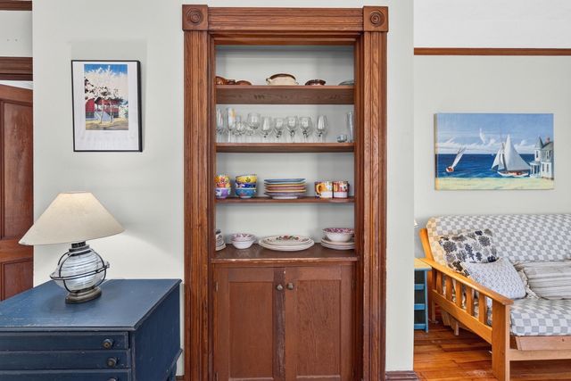 62 School Street, Woods Hole, MA 02543
