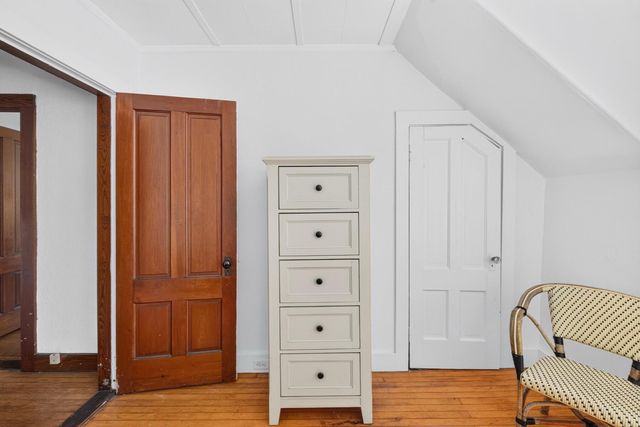 62 School Street, Woods Hole, MA 02543