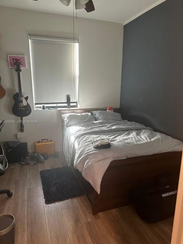 3397 W 94th Ter, Hialeah, FL 33018