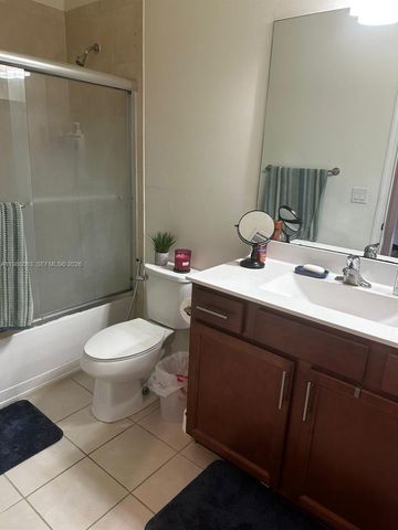 3397 W 94th Ter, Hialeah, FL 33018