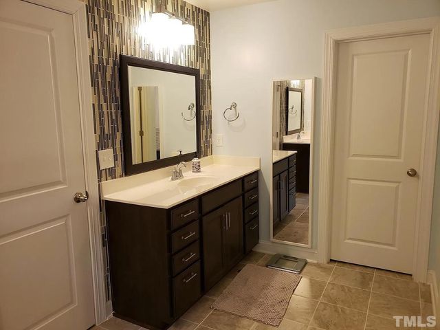 419 Alamosa Place, Cary, NC 27519