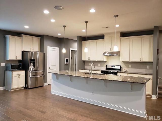 419 Alamosa Place, Cary, NC 27519