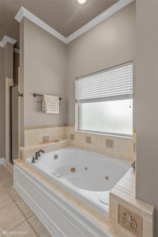 5814 Caspiana Lane, Bossier City, LA 71112