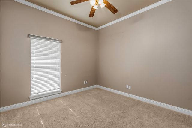 5814 Caspiana Lane, Bossier City, LA 71112