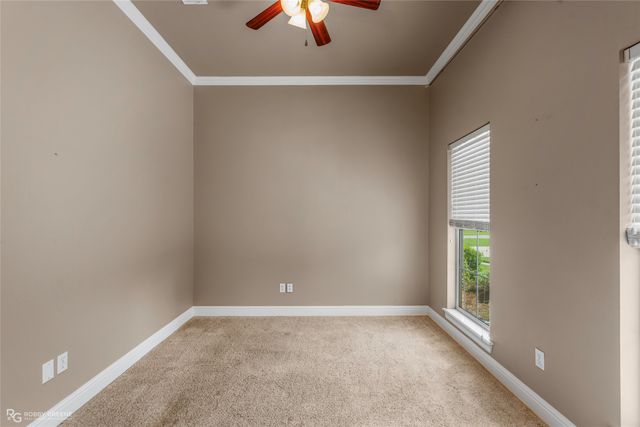 5814 Caspiana Lane, Bossier City, LA 71112
