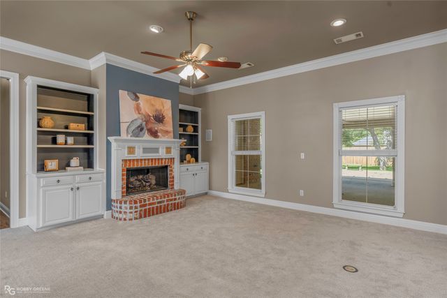 5814 Caspiana Lane, Bossier City, LA 71112