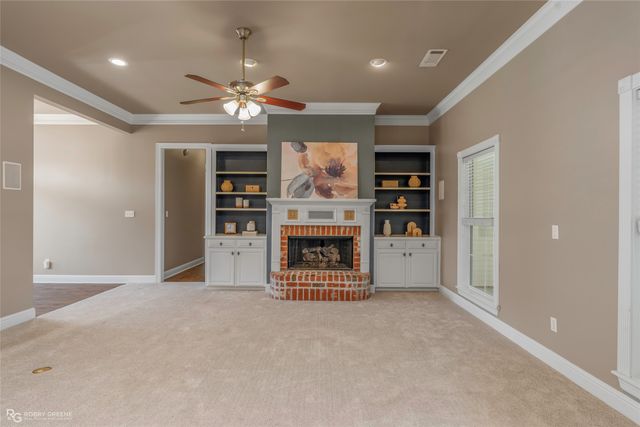 5814 Caspiana Lane, Bossier City, LA 71112
