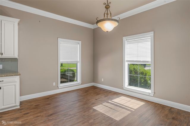 5814 Caspiana Lane, Bossier City, LA 71112