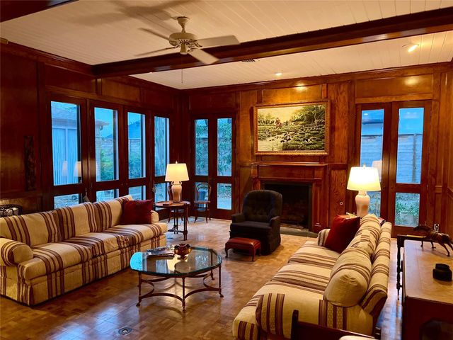 5610 Woodway Drive, Houston, TX 77056