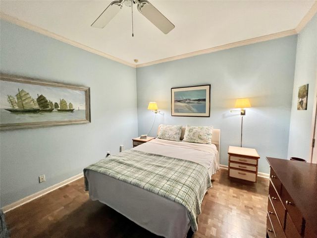 5610 Woodway Drive, Houston, TX 77056