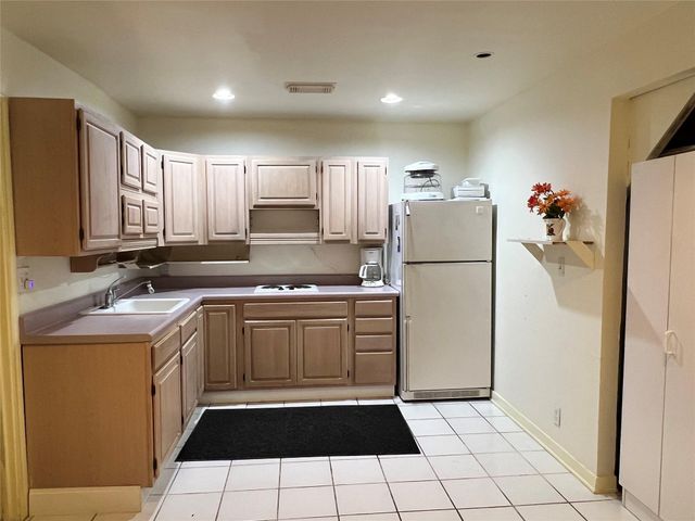 5610 Woodway Drive, Houston, TX 77056