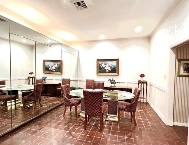 5610 Woodway Drive, Houston, TX 77056