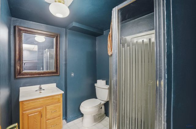 4719 WINDSOR DR, Rapid City, SD 57702