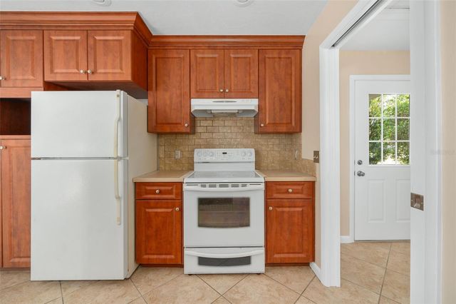 26443 SW 3RD PLACE, Newberry, FL 32669