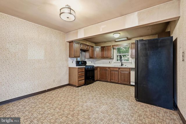 125 ASHURST LN, Mount Holly, NJ 08060