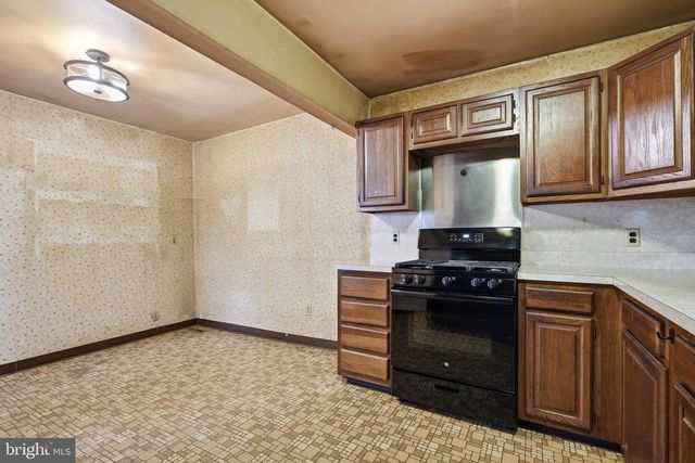 125 ASHURST LN, Mount Holly, NJ 08060