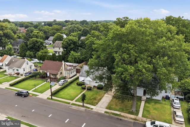 125 ASHURST LN, Mount Holly, NJ 08060