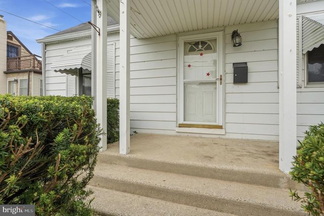 125 ASHURST LN, Mount Holly, NJ 08060