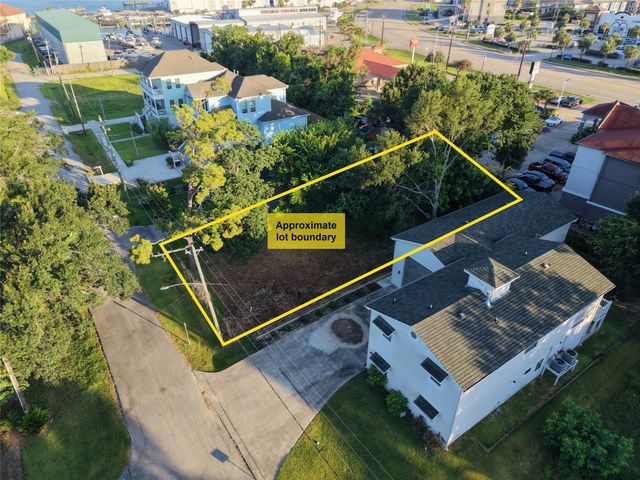2914 Seargent Street, Seabrook, TX 77586