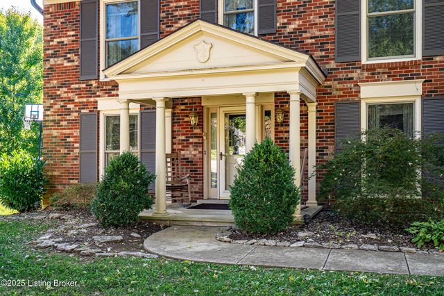 2316 Stannye Dr, Louisville, KY 40222