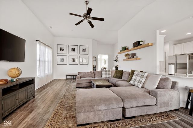 1770 Harris Hawk Court, Brownsburg, IN 46112