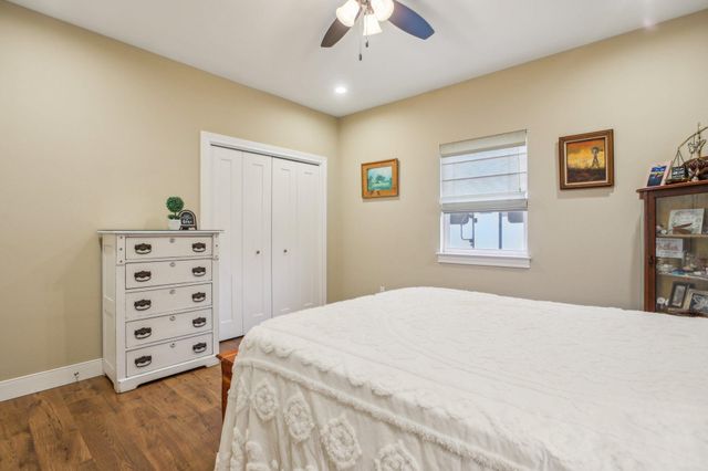 198 W Kelley RD, Bastrop, TX 78602