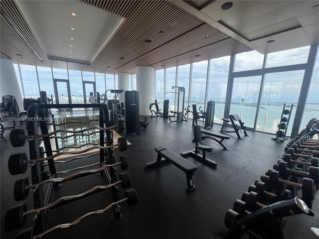 300 biscayne blvd way 806E, Miami, FL 33131