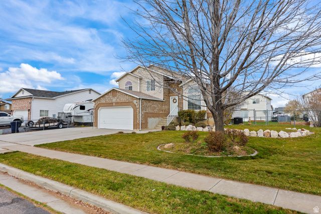 3832 W 5625 S, Roy, UT 84067