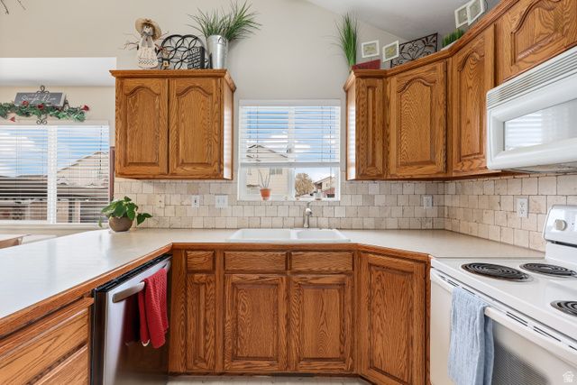 3832 W 5625 S, Roy, UT 84067