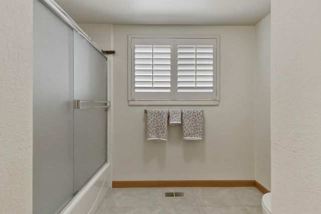860 S Ridgemark Drive, Hollister, CA 95023