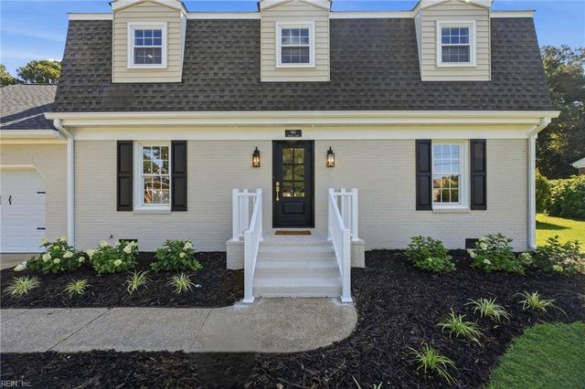 960 Lindsley DR, Virginia Beach, VA 23454