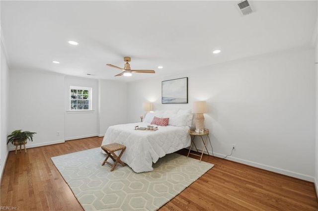 960 Lindsley DR, Virginia Beach, VA 23454
