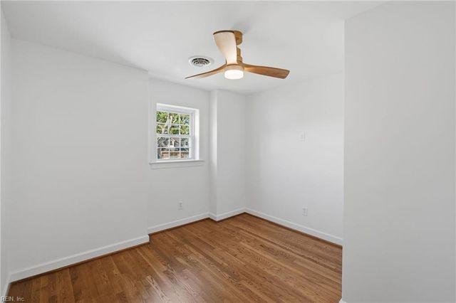 960 Lindsley DR, Virginia Beach, VA 23454