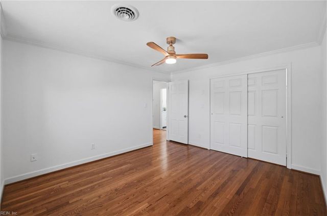 960 Lindsley DR, Virginia Beach, VA 23454
