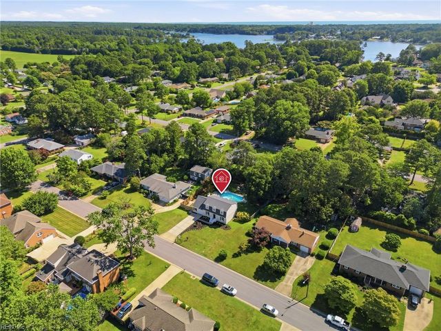 960 Lindsley DR, Virginia Beach, VA 23454