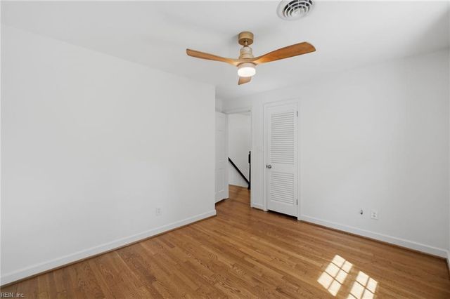 960 Lindsley DR, Virginia Beach, VA 23454