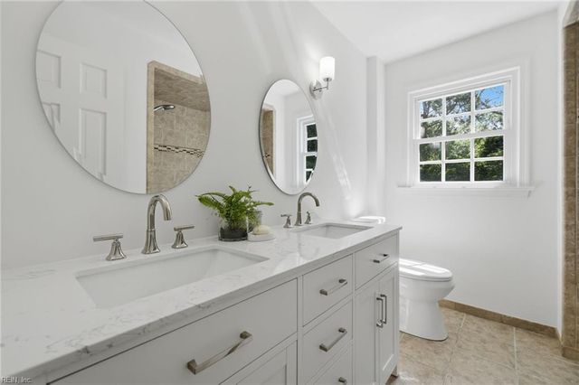 960 Lindsley DR, Virginia Beach, VA 23454