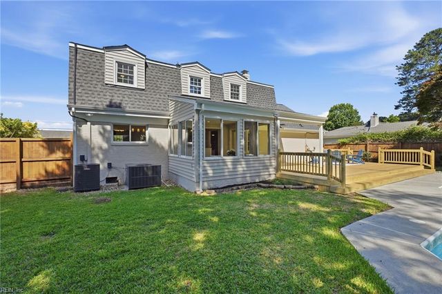 960 Lindsley DR, Virginia Beach, VA 23454