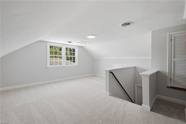 960 Lindsley DR, Virginia Beach, VA 23454