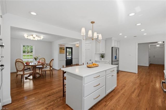 960 Lindsley DR, Virginia Beach, VA 23454
