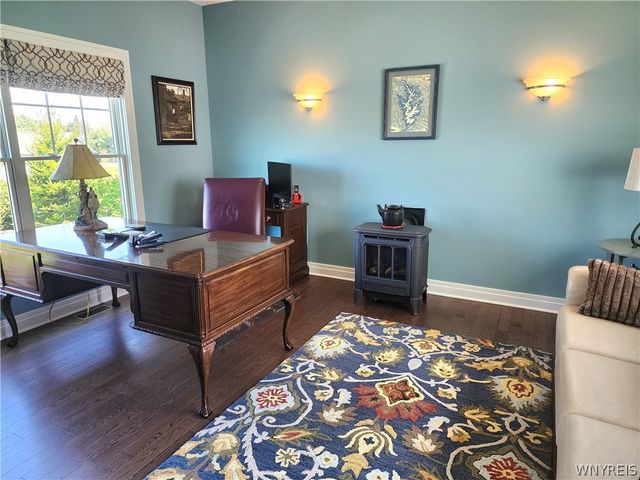 10 Autumn Lane, Orchard Park, NY 14127