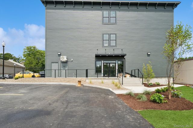 153 Greenwich Avenue 201, Goshen, NY 10924