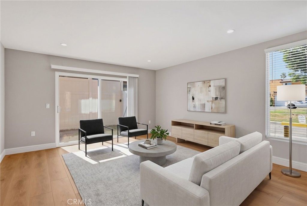 9201 Wakefield Avenue 3, Panorama City, CA 91402 — exterior