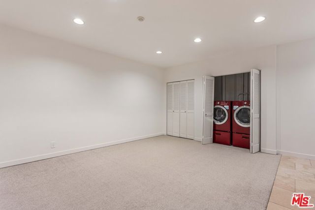 225 S Lucia Avenue C, Redondo Beach, CA 90277