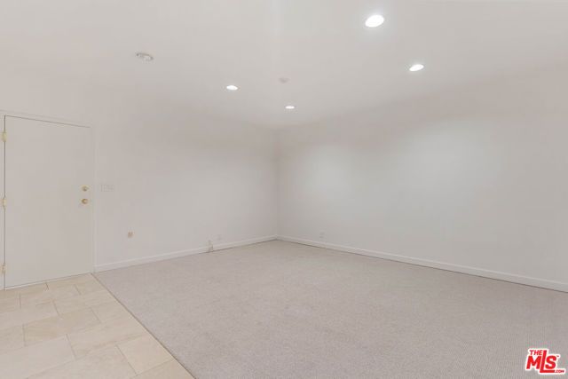 225 S Lucia Avenue C, Redondo Beach, CA 90277