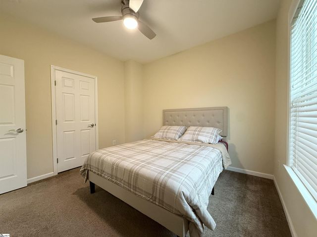 1011 Drakes Crossing, Anderson, SC 29625