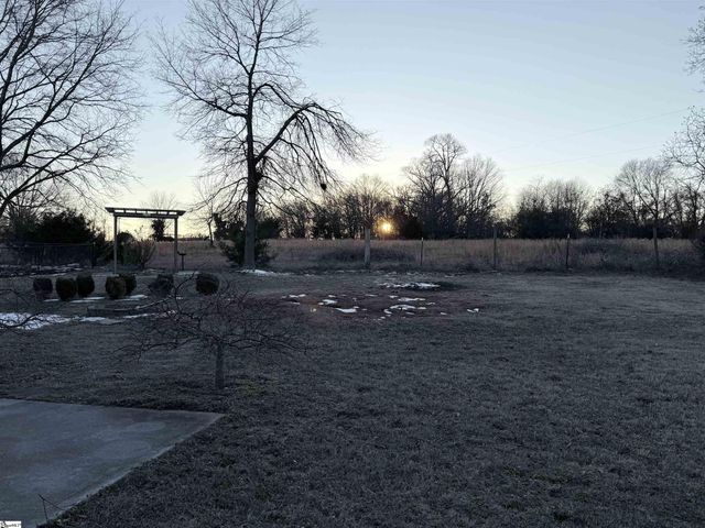 1011 Drakes Crossing, Anderson, SC 29625